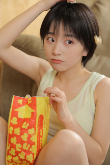 写作业坐在捧捧上面的句子